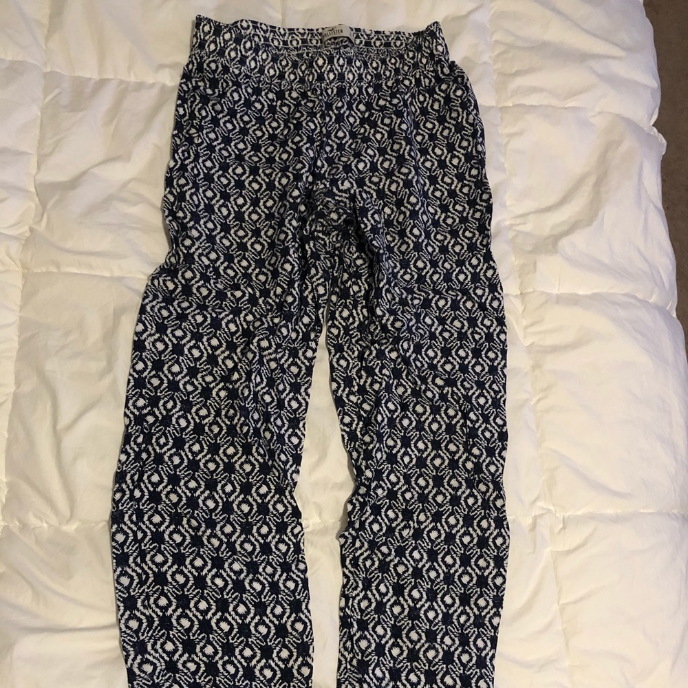 Hollister pants